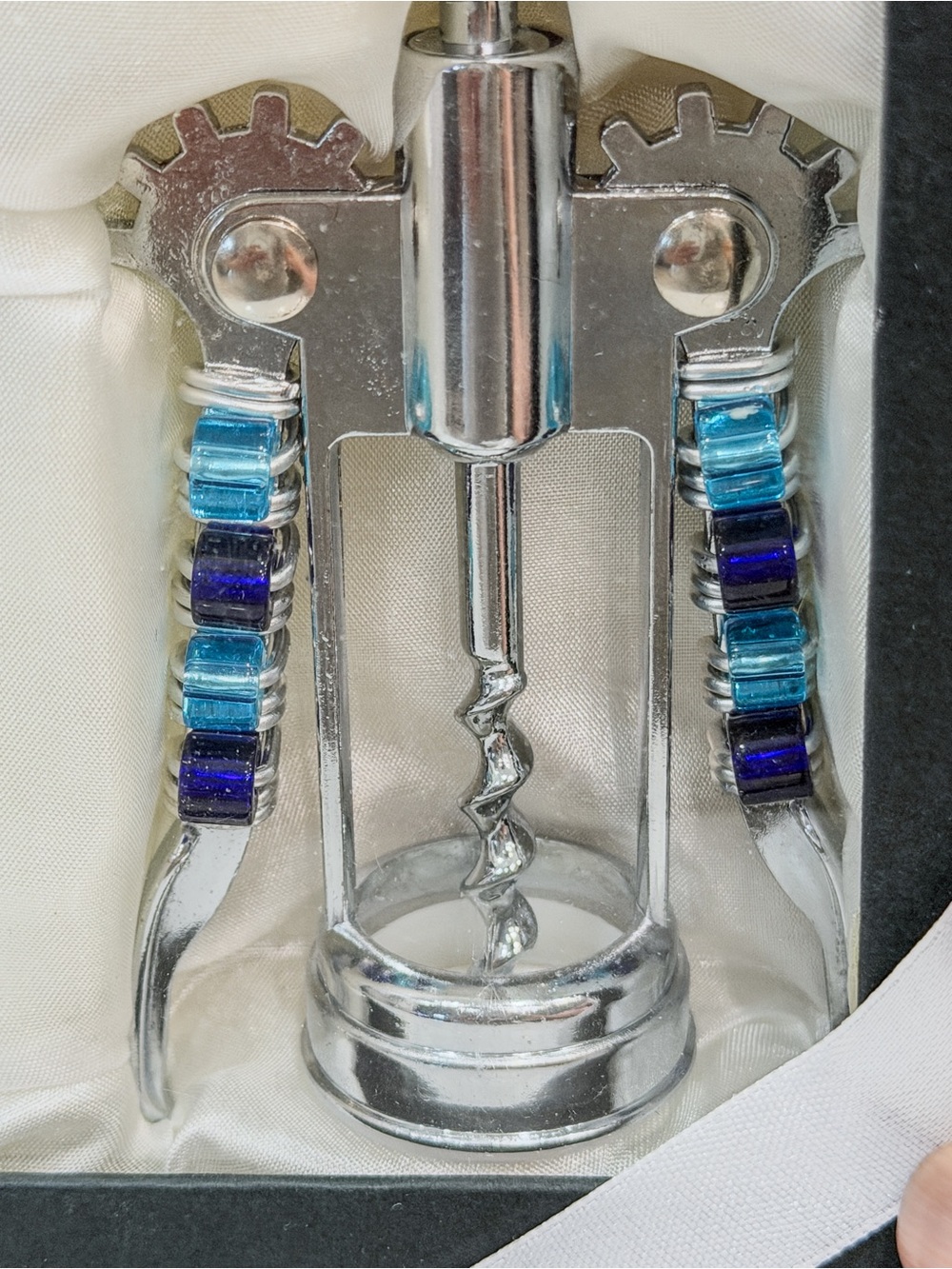 MURANO Art Deco Collection Glass Wine Stopper and Beaded Wine Opener - Picture 3 of 4